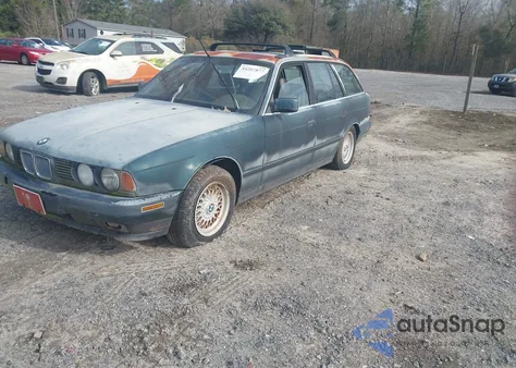 1993 BMW 525 It Automatic z USA, uszkodzony, nr VIN WBAHJ6318PGD23432